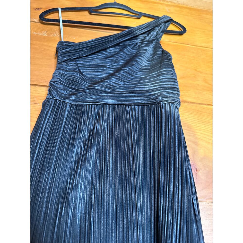 NWT Lulus Poised Performance Black Plisse One-Shoulder Maxi Dress Banquet Size S - Picture 7 of 8